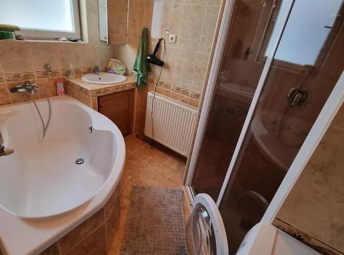 Balaton House * Balatonboglár